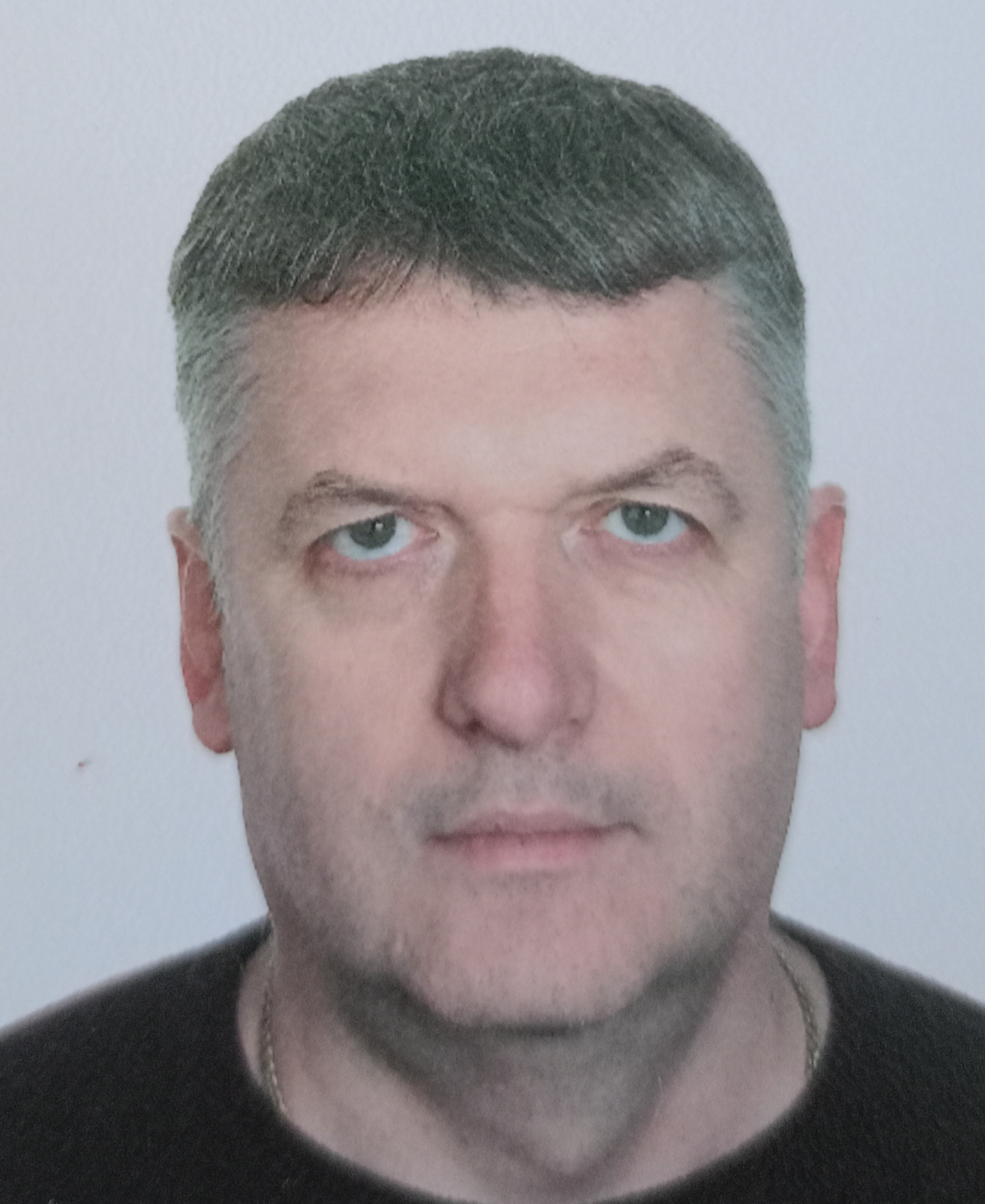 Фото мастера по установке дверного замка - Мельников Андрей