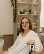 Фото специалиста по полиграфии - Лукашова Мария