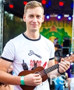 Фото репетитора по игре на укулеле - Конопелько Сергей