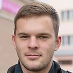 Фото мастера по ремонту графических планшетов