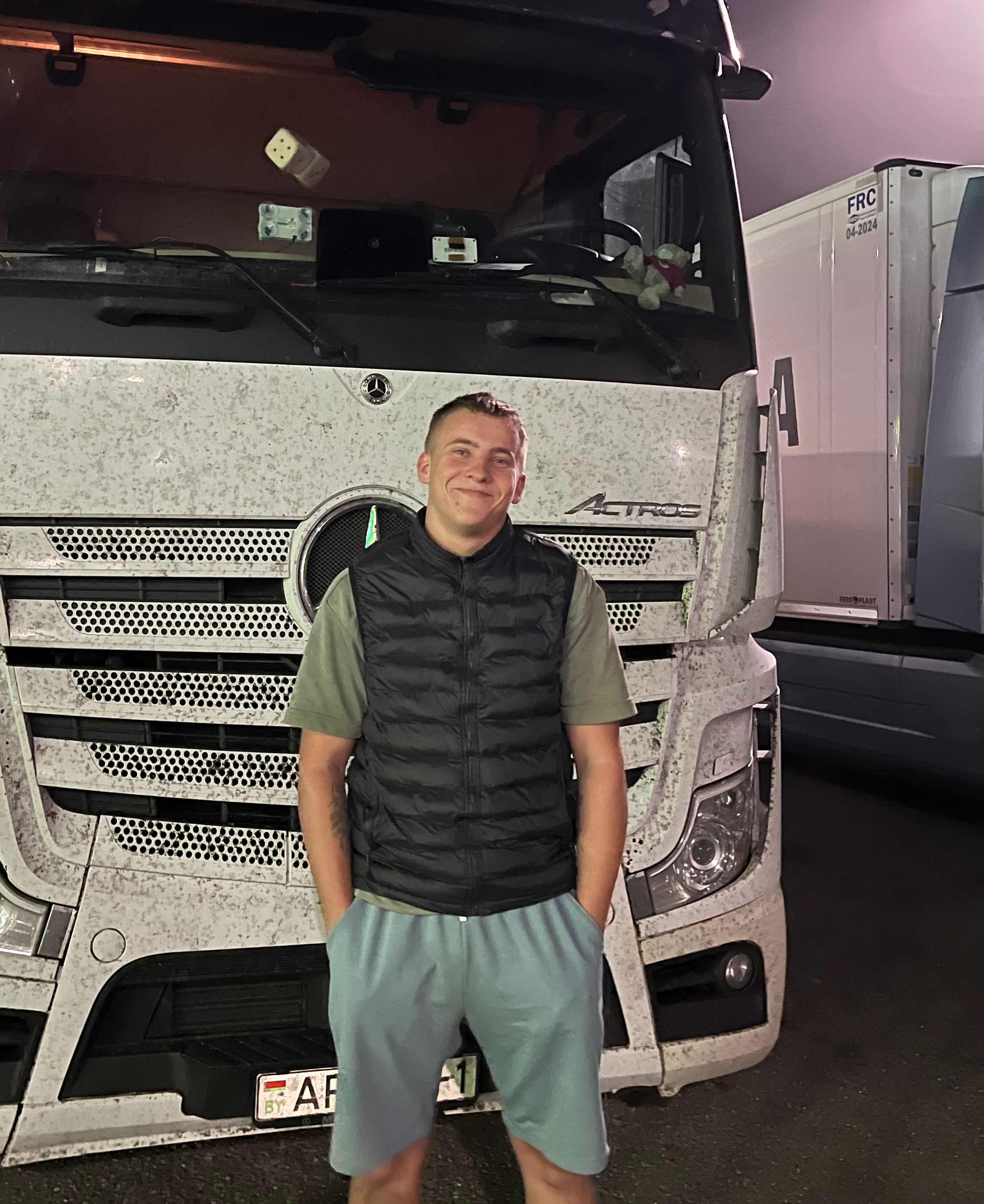 Фото профиля Владислав Голенко