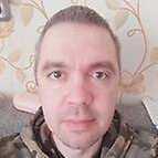 Фото мастера по перетяжке подлокотников дивана - Поляков Александр