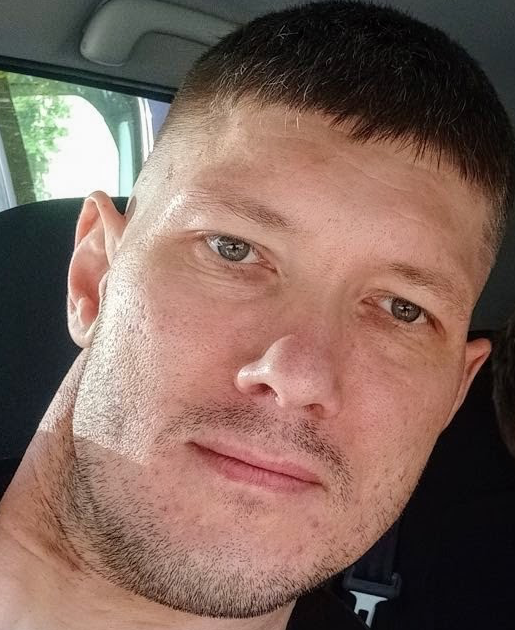 Фото мастера по сборке мебели - Зеленевский Виктор