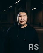 Фото репетитора по игре на укулеле - Ылахов Аркадий