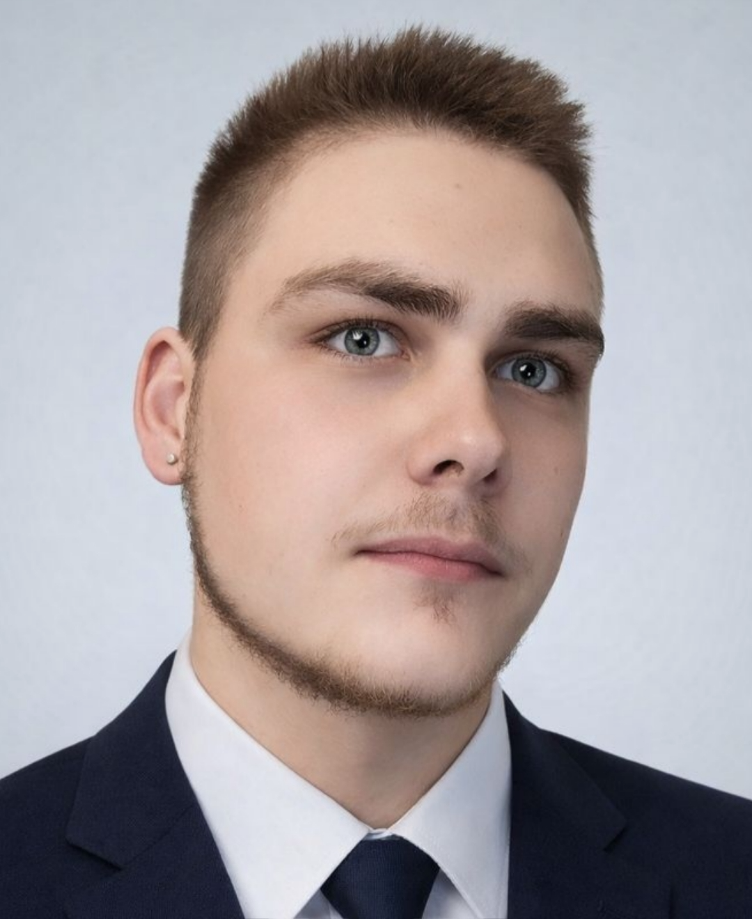 Фото мастера по прокладке кабеля - Русинович Андрей