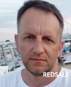 Фото мастера по ремонту интерактивных досок