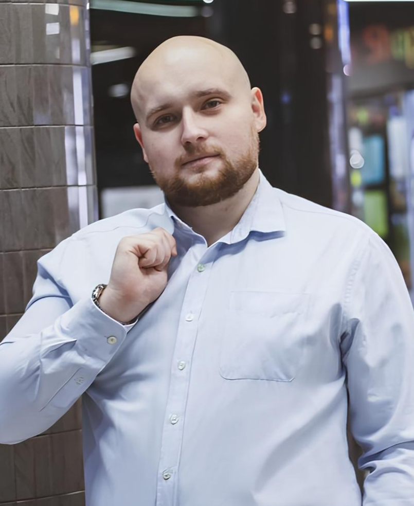 Фото специалиста по созданию сайта - Изох Евгений