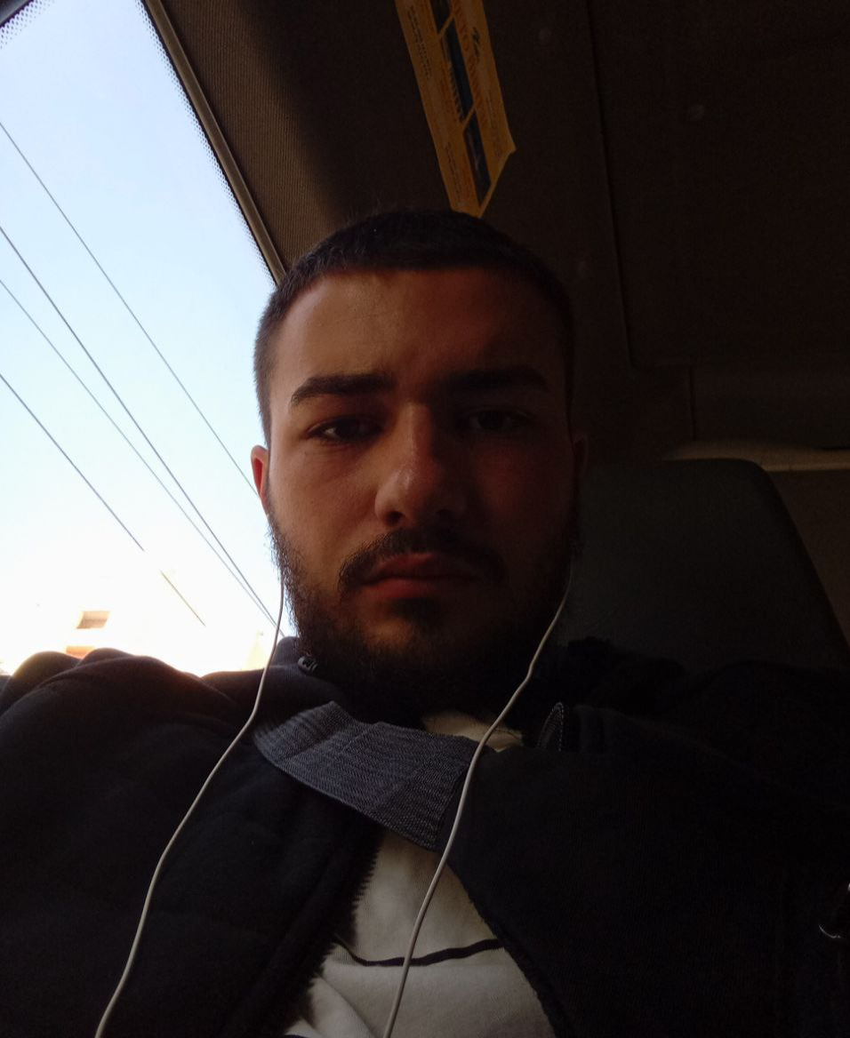 Фото мастера по ремонту мебели - Булгаков Виталий