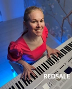 Фото репетитора по игре на фортепиано - Чепик Юлия