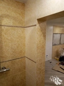 Укладка плитки в дверном проеме с запилом под 45 градусов