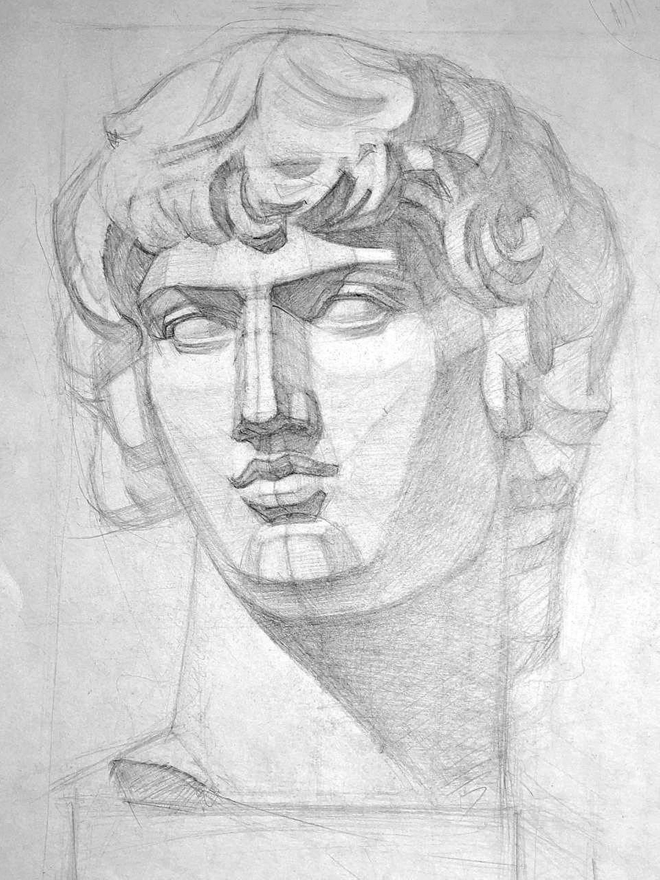 Классический портрет античного бюста, выполненный карандашом, демонстрирует глубокую проработку анатомии лица, пропорций и светотени. Такая работа помогает развить навыки, необходимые для успешного поступления в художественные учебные заведения.