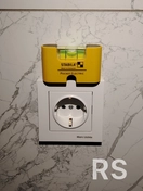 Выполнил установку розетки, произведенной в Китае.