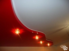 Двухуровневый натяжной потолок