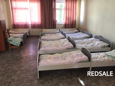 Сборка детских кроватей в детском саду, 25 штук.
