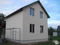 Отделка фасада здания штукатуркой «Короед»