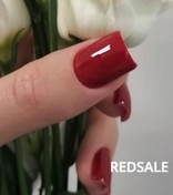 Классический красный всегда будет актуален. 