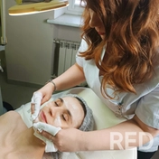Экспресс массаж лица+экспрес уход за кожей лица, шеи и декольте (45 мин.)
Этапы: 
+очищение;
+тонизация;
+экспресс массаж лица, шеи и декольте;
+сыворотка+фонофорез;
+крем по типу кожи+SPF.