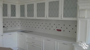 Укладка плитки — рабочая зона кухни