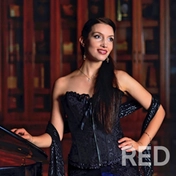 Резидентная джазовая певица, Ritz Carlton Hotel.