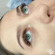  Наращивание ресниц 2D, кукольный эффект