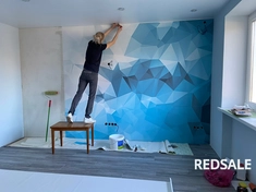 Клею 3D обои, очень сложная и ответственная работа которая требует много внимания.