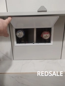 На фото представлены изготовленные и установленные шкафчики для скрытия счетчиков воды с возможностью быстрого доступа для просмотра.