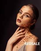 Макияж для фотосессии с применением декоративных камней 