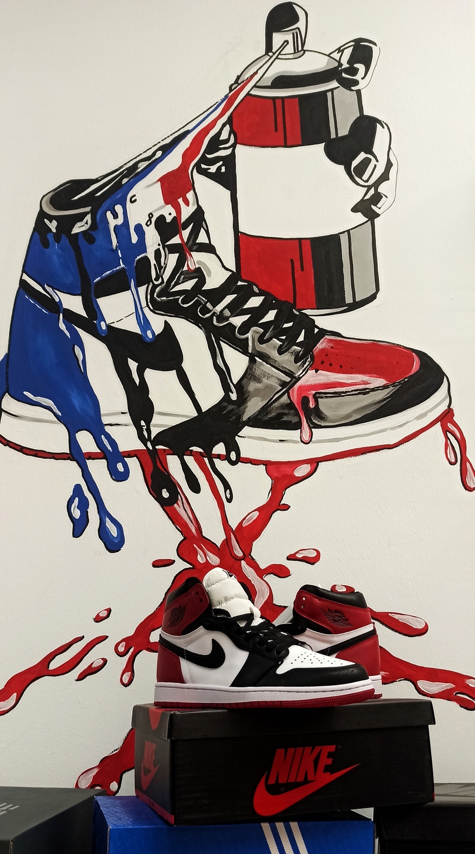 Роспись стены акрилом по индивидуальному эскизу, 2*2м.