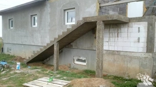 Изготовление лестниц с площадкой