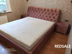 Перетяжка кровати и прикроватных тумбочек.Изголовье в коренной стяжке. По времени заняло  два рабочих дня