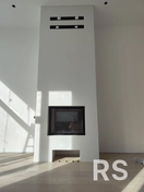 В этом объекте выполнена облицовка стены крупноформатной плиткой 3000×1700 мм. Монтаж произвели на специальный клей, швы свели к минимуму.