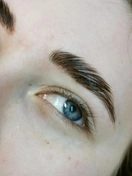 Долговременная укладка бровей и окрашивание.