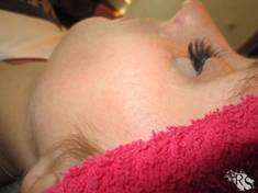 Процесс наращивания ресниц с эффектом 2D