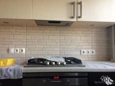 Укладка фартука на кухне