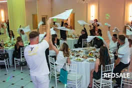 Одна из серии репортажных фотографий дня рожденья.