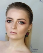 Макияж в стиле «cat eyes»