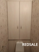 На фото представлен полностью собранный и функционирующий шкаф.