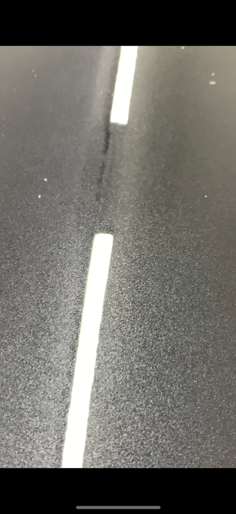 Полировка кузова автомобиля, на фото выполнена в три прохода.