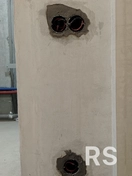 Выполнил точную установку подрозетников на черновом этапе. Все позиции выверены по уровню и шаблону, что исключает допрасходы при чистовом монтаже. Зазоры и глубина посадки идеальны — механизмы встанут без проблем.