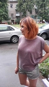 Выполнила технику балаяж для создания естественного перелива цвета. Использованы осветляющие и тонирующие средства для плавного перехода оттенков. Процесс занял 3 часа, результат — мягкий и натуральный эффект.
