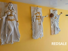Художественные фрески 50*120 см. Древнегреческие богини, барельеф-горельеф, белый с золотом. Материалы изготовления -- глина, гипсовая шпаклёвка, краска акрил, лак.